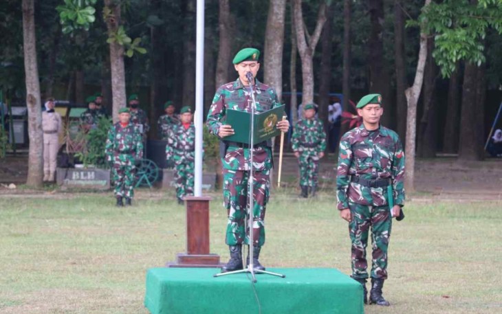 Dandim Tulungagung saat membacakan amanat Kasad 
