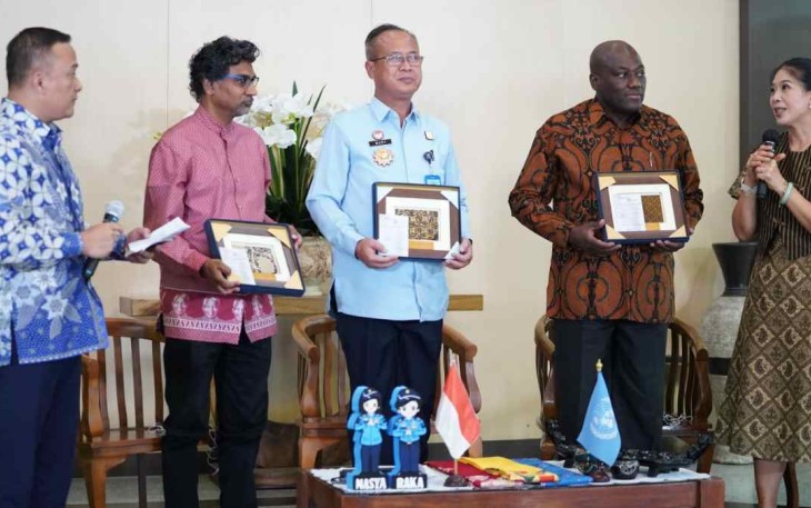 Foto bersama usai VOC memperingati Mandela Rules
