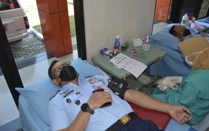Donor darah personel lanud Iswahjudi 