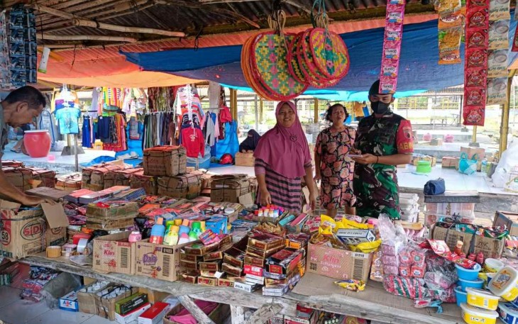 Serda Sigit cek harga sembako di pasar tradisional 