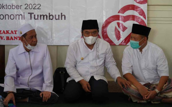 Kasrem 064/MY Kolonel Inf Nurkhan saat ziarah ke Banten Lama, Senin (3/10)