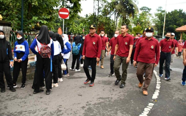 Jalan sehat bersama forkopimda kabupaten Tulungagung 