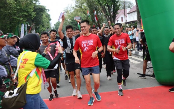 Fun Run HUT TNI ke-77 