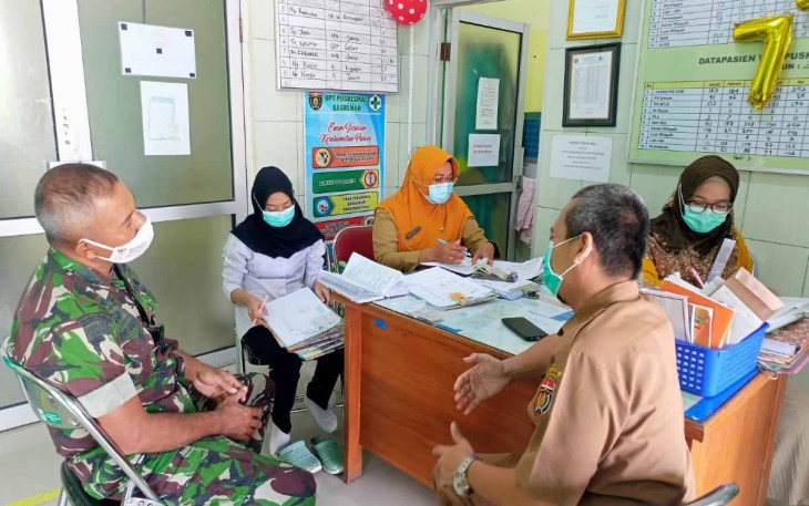 Komsos bersama perangkat desa binaan