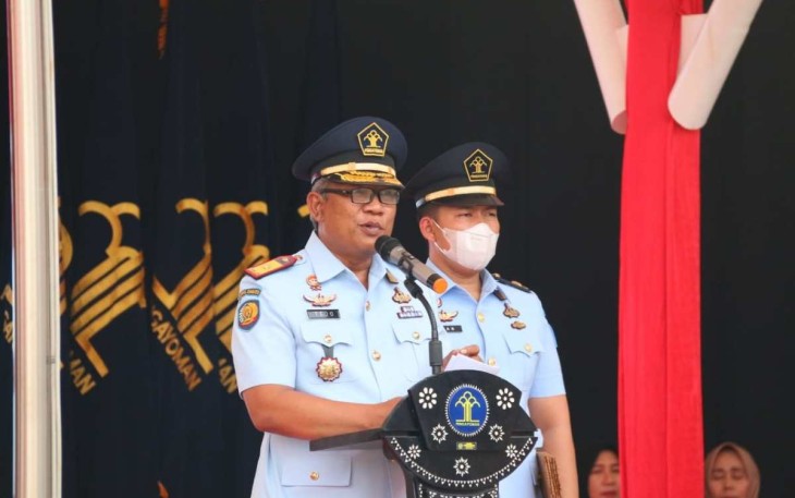 Tejo Harwanto saat memberikan sambutan pelantikan pejabat administrasi 