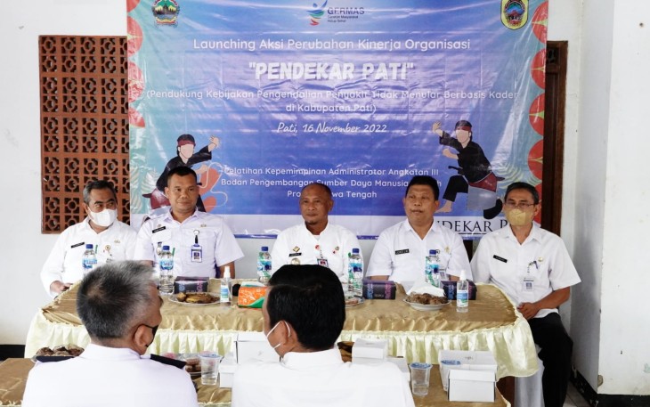 Pj Bupati Pati saat  launching program kesehatan  