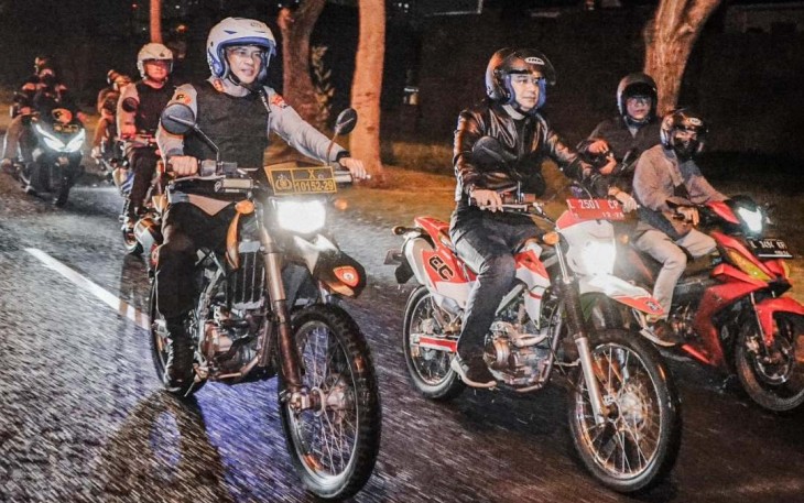 Patroli Malam Personel Polda Jatim 
