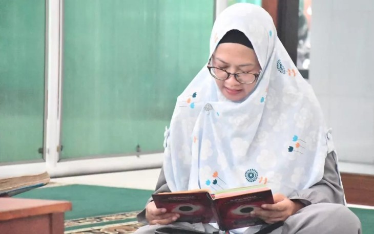 Ngaji bareng Ketua Persit KCK Koorcab Rem 081 PD V Brawijaya