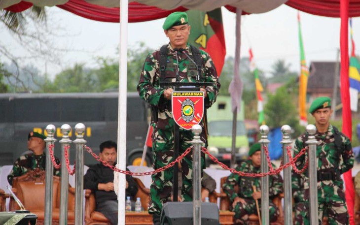 Danrindam VI/Mulawarman Kolonel Inf Freddino J Silalahi saat memberikan sambutan 