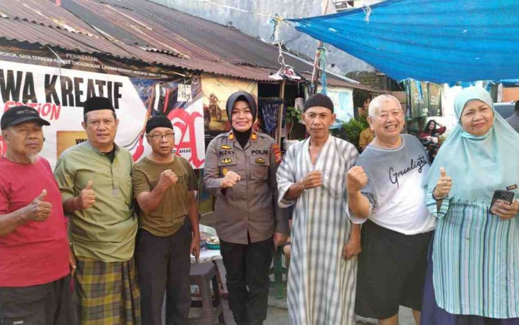 Kapolsek Mariso Jadi Idola Warga 