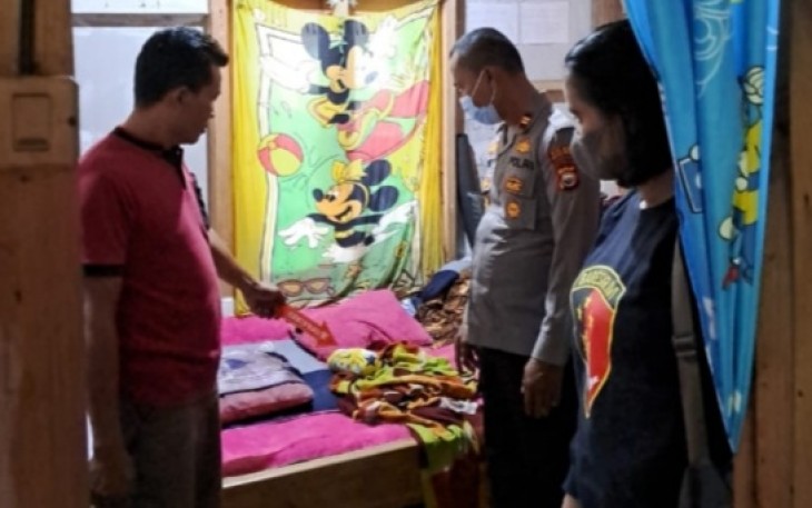 Polisi saat Olah TKP 