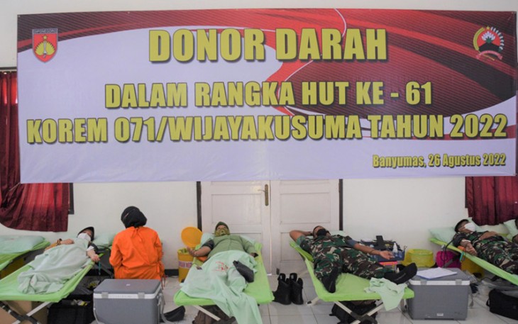 Persit Koorcab Rem 071 saat Donor Darah