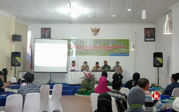 Situasi Pelatihan dan Motivasi Kewirausahaan dari Disnakkan Pemkab Blitar kepada Warga Desa Rejowinangun dan Desa Tuliskriyo (foto : Faisal NR / Klikwarta.com)