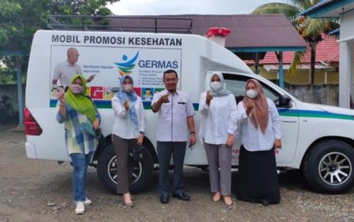 Gunakan Mobil Promkes, Dinkes BS Gelar Penyuluhan DBD dan Covid–19