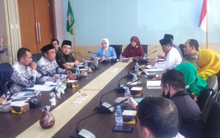 Komisi IV DPRD Provinsi Bengkulu Terima Audiensi Dengan Persatuan Guru Honorer