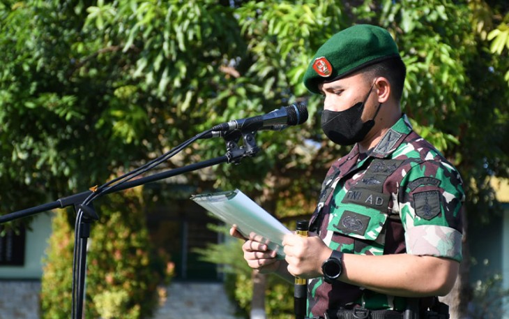 Dandim 0802/Ponorogo Letkol Inf Hirta Juni Adriansyah, S. Sos. M. Han., saat membacakan amanat Pangdam V Brawijaya.