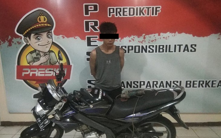 Tersangka dan barang bukti saat diamankan