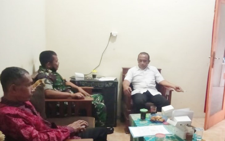 Babinsa Koramil 0801/08 Tulakan Jaga Sinergitas