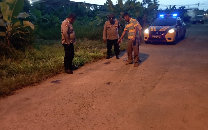 Polsek Cibinong saat Lakukan Penyelidikan