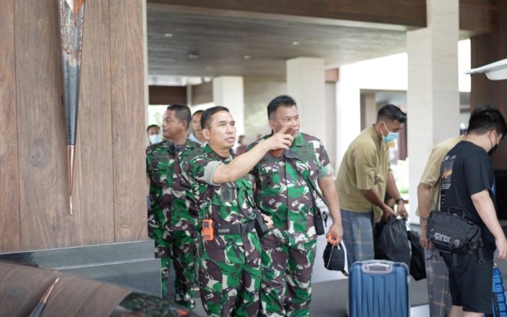 Kapuspen TNI saat Periksa Kesiapan Venue KTT Presidensi G20