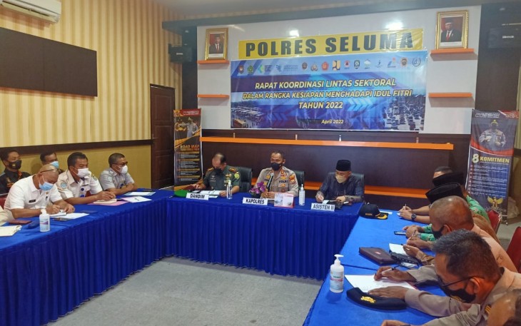 Rapat Lintas sektoral dalam rangka pengamanan Idul Fitri 1443 H dimasa pandemi Covid-19, Rabu (20/04/2022) di Aula Comand Center pukul 09.30 WIB.