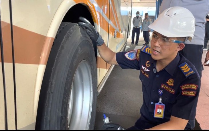 Ditjen Hubdat saat Rampcheck Bus