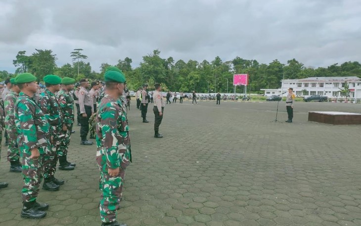 Kodim 1710/Mimika Bersama Polres Mimika saat Laksanakan Apel Pengamanan Mayday