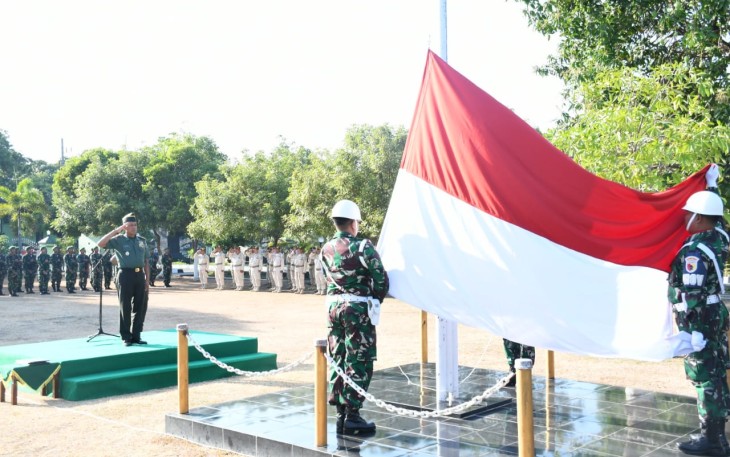 Upacara Bendera 17 an 
