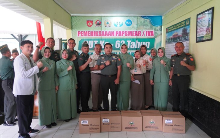 Foto Bersama saat acara