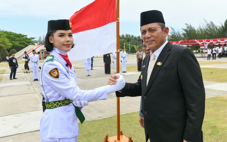 Gubernur Ansar saat Kukuhkan Anggota Paskibraka 2023 Tingkat Provinsi Kepri