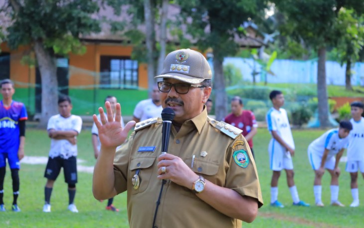 Bupati Pasaman H. Benny Utama