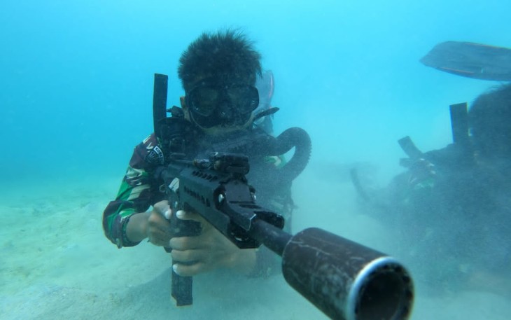 Satkopaska Koarmada III Latihan Selam Tenpur di Perairan Sorong