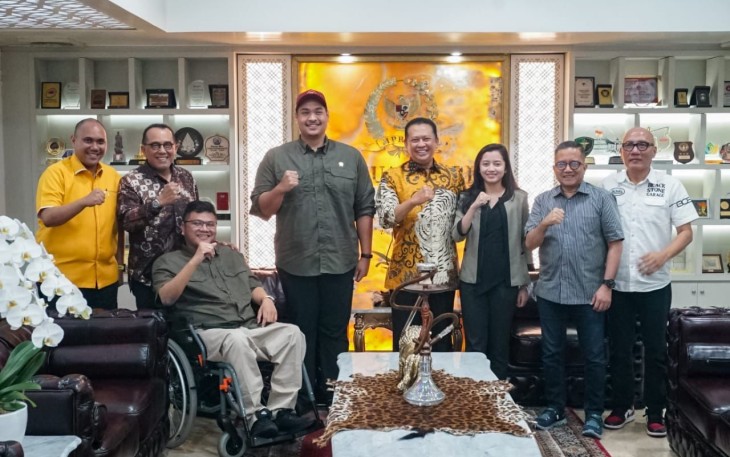 Bamsoet saat menerima Menteri Pemuda dan Olahraga Dito Ariotedjo, di Jakarta, Rabu (30/8/23).