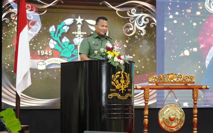 Wakil Gubernur Akmil Brigjen TNI Sapto Widhi Nugroho Membuka Seminar Nasional 