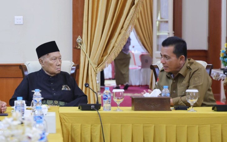 Gubernur Ansar saat Berdiskusi dengan Jajaran Pengurus LAM Kepri