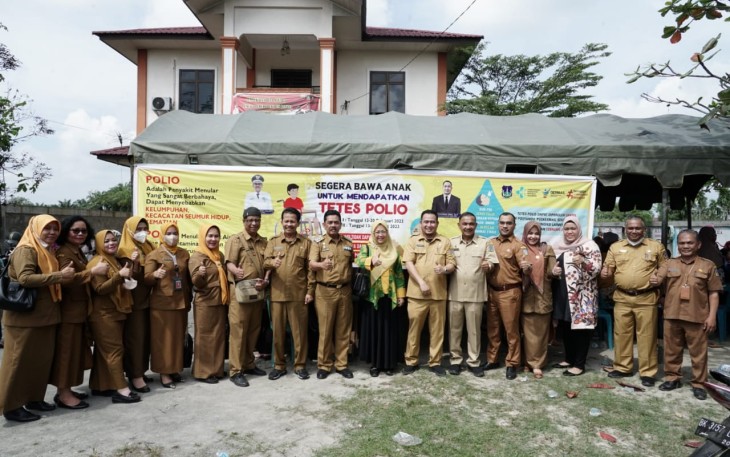 Warga Tebing Tinggi Terlihat Antusias saat Mengikuti Launching Imunisasi Sub Pin Polio