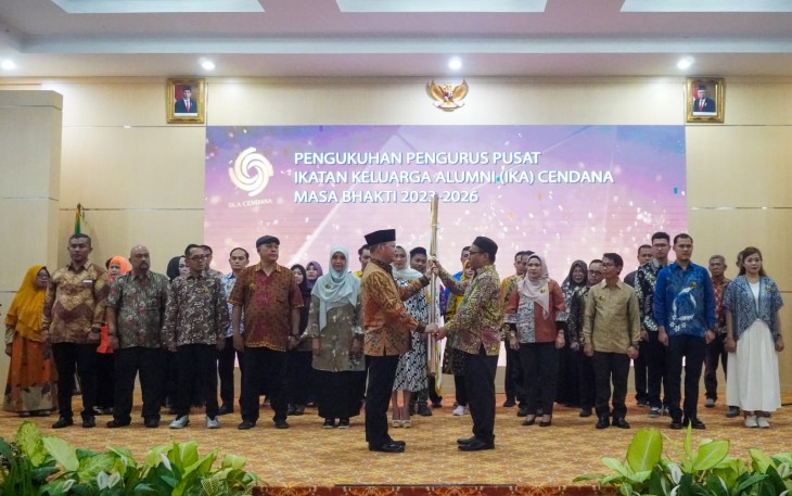 Penukuhkan Pengurus Pusat IKA CENDANA