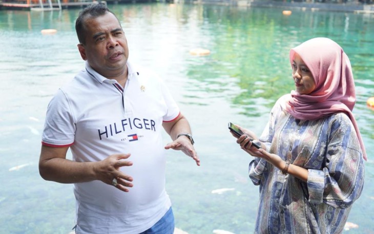 Wamendes PDTT Paiman Raharjo saat mengunjungi Wisata Umbul Ponggok 