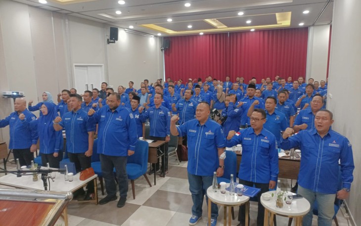DPD Partai Demokrat Jatim saat menggelar Bimbingan Tekhnis, untuk para koordinator saksi DPC Demoktar Kabupaten/Kota se-Jatim yang digelar di Leedon Hotel, Sabtu (29/7/2023). 