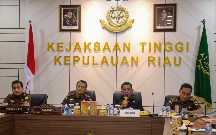 Gubernur Kepri dan Kajati Saksikan Penandatanganan MoU Program Jaga Desa