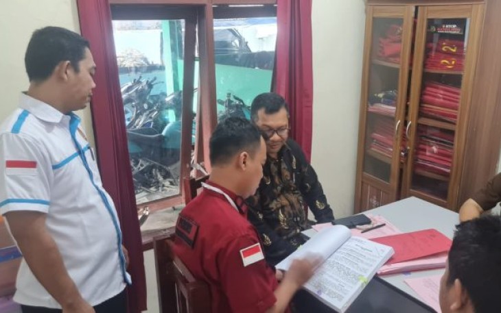 Sat Resnarkoba Polres Tapanuli Selatan (Tapsel) kembali melimpahkan tiga orang tersangka dan barang bukti kasus narkotika ke Jaksa Penuntut Umum (JPU) Kejaksaan Negeri (Kejari) Padang Lawas Utara (Paluta) 