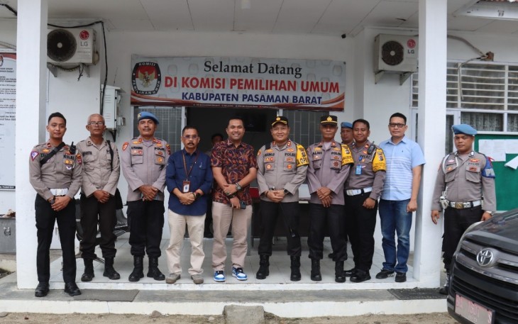 Kapolres Pasaman Barat Lakukan Pengecekan di Gudang Logistik Pemilu