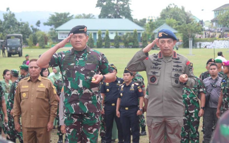 Panglima TNI Laksamana Yudo Margono bersama Kapolri Jenderal Listyo Sigit Prabowo 