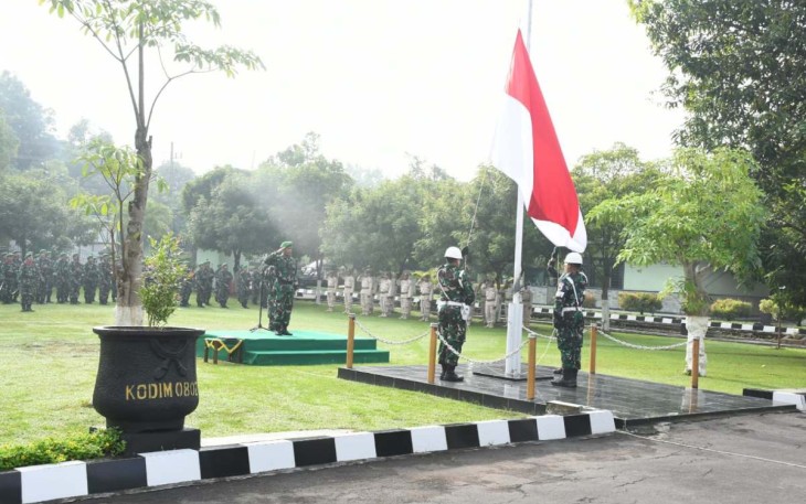 Upacara bendera Kodim 0802/Ponorogo 