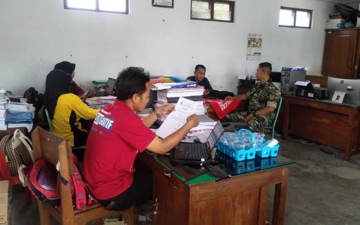 Komsos bersama aparat desa binaan 