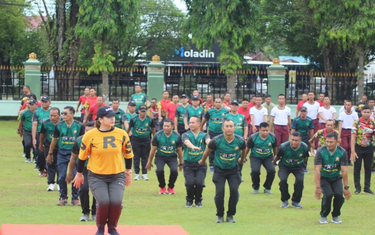 Jajaran Kodim 1016 Palangka Raya saat Ikuti Senam SKJ di Makorem 102/Pjg 