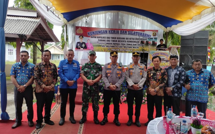 Foto bersama usai acara