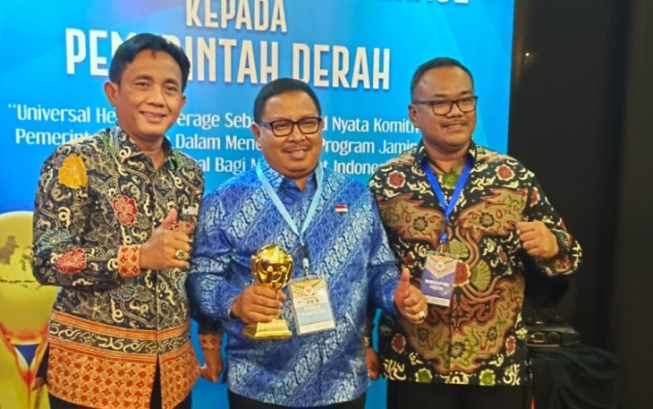 Pemkot Bengkulu Raih Penghargaan UHC Award 2023 dari BPJS RI