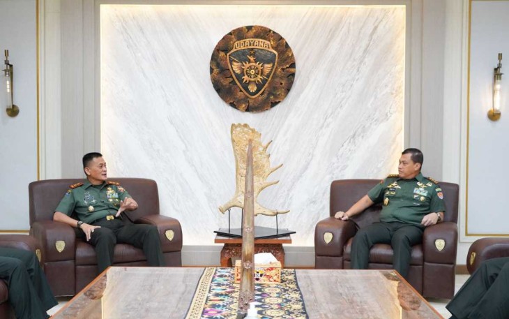Pangdam IX Udayana Mayjen TNI Sonny Aprianto saat memaparkan program unggulan 