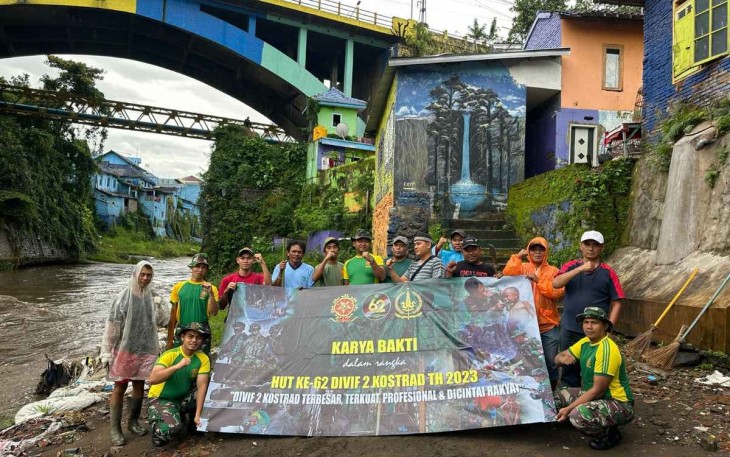 Karya bakti prajurit Menarmed 2 Kostrad 